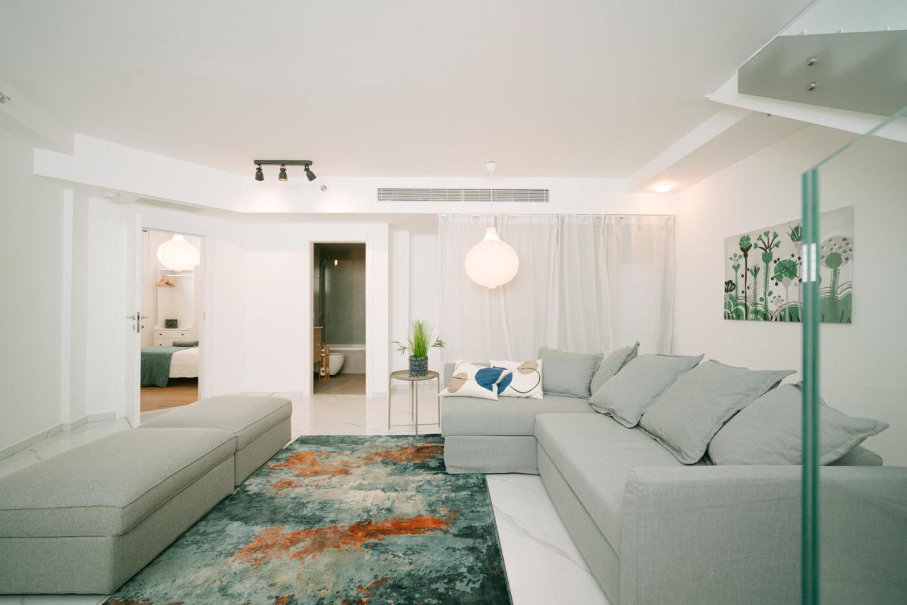 Lapin Luxury Apartment By Nimi Group Tel Aviv Exteriör bild